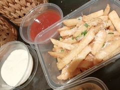 -阿妮叶李(光谷世界城店)