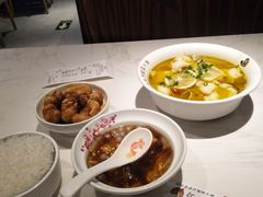 -渝是乎酸菜鱼(龙旗购物中心店)