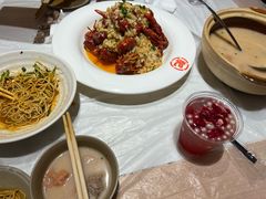 -肥肥虾庄·金牌油焖大虾(首义路店)