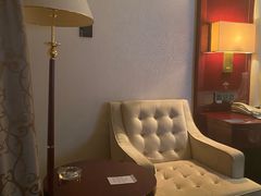 -东北大厦酒店(沈阳北站青年大街店)