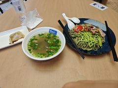 -韩海丽特色美食(秀州路店)