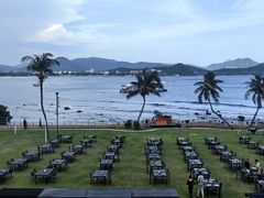 -JW万豪厨房餐厅·滨海草坪烧烤·海鲜·海景(三亚绿发山海天JW万豪酒店)