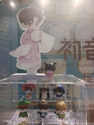 -百荣二期玩具城