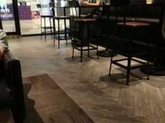 -星巴克臻选(南京金茂览秀城店)