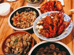 -霄汉牛三鲜湖北砂锅菜(万松园2店)