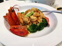 黑椒焗波士顿龙虾-万龙洲海鲜(大兴绿地缤纷城店)