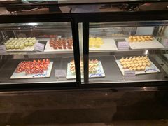 面包甜点陈列柜-安蒂娅·海鲜自助餐厅(安蒂娅美兰酒店)