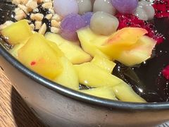 五彩冰粉-云海肴·汽锅鸡·云南菜(美罗城店)