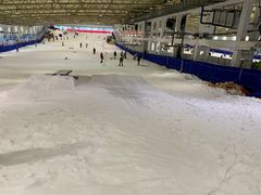 -乔波室内滑雪场