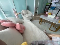 -荟草堂专业祛痘修护中心