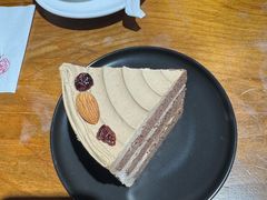 -房角石咖啡与书(吉大南校店)