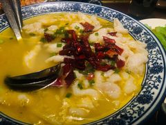 老坛酸菜鲩鱼-缪氏川菜(深圳北站缤果空间店)