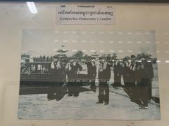 -吐斯廉屠杀博物馆