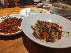 -一坐一忘云南菜(嘉里中心店)