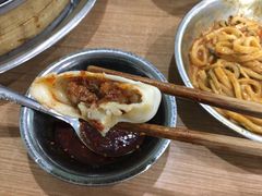 -清真老铁家灌汤包