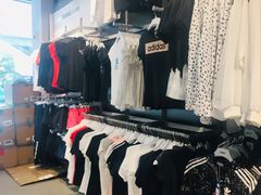 -阿迪达斯(八方汇精品优惠店)