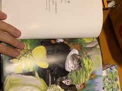 -西西弗书店&矢量咖啡(凯德晶萃广场店)