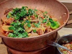 -成都你六姐·牛肉冒菜(上海环宇荟店)
