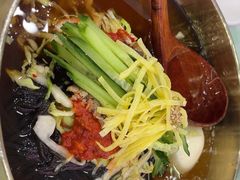 -服务大楼冷面(延大店)