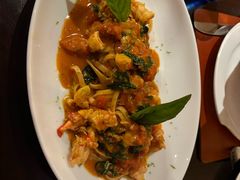 -卡佩罗意大利餐厅及酒吧Al Cappello Trattoria