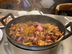-胡须佬鸡煲四季火锅店(石厦西村直营店)