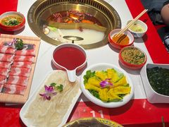 -欠火锅·水牛毛肚·团建聚餐·生日宴(何山路店)