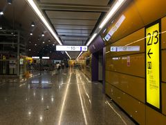 -红土地(地铁站)