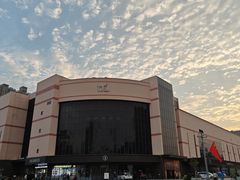 -胖东来生活广场(健康路店)