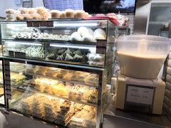 面包甜点陈列柜-白玉兰食品(甜云店)