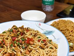 -民间瓦缸煨汤館(嵩山路店)