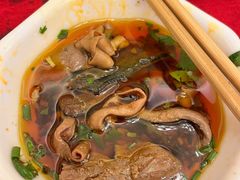 -山城年华老火锅(玉林店)
