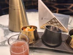 -OZONE 顶楼酒吧(香港丽思卡尔顿酒店)