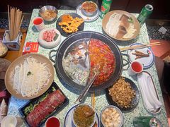 -鸿姐老火锅(静安店)