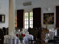 -La Villa French Restaurant