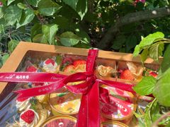 -花花卷卷·鲜食蛋糕(静安久光百货店)