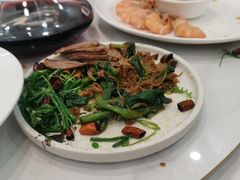 -巢香扣肉馆