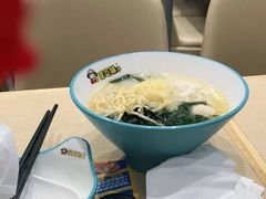 -灵芝妹子海鲜米线(凯德和平广场店)