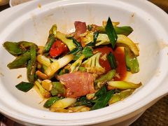 培根炒有机花菜-渝信川菜(长安店)