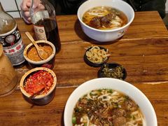 -矮子粉店1985·长沙米粉(湘春路店)