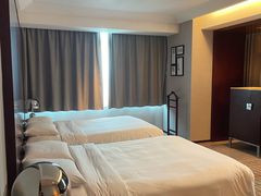 -上海龙之梦万丽酒店