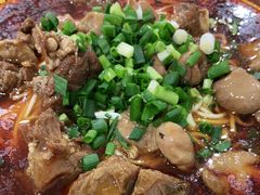 -胥佳烧鸡公牛肉面馆