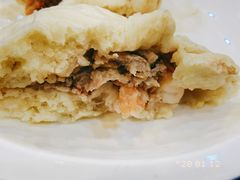 鲜虾仁肉包子-张包铺(道外店)