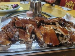 -东方之猪四更烤乳猪(金垦总店)