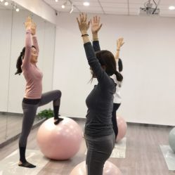 -爱尔乐美孕产瑜伽·普拉提