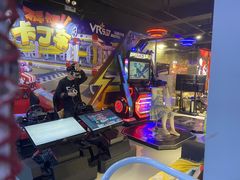 -VR+乐园·VR电竞·家庭亲子·密室逃脱·轰趴团建