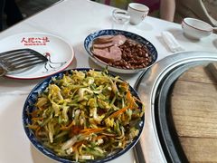 -人民公社铁锅炖·东北菜(卫国道店)