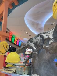 -卡通尼乐园(新达汇三林店)