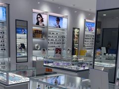 -光明眼镜·蔡司授权(徐泾店)