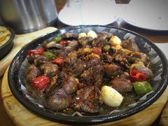 -老东镇啤酒屋海鲜加工·蒸汽海鲜·海鲜烧烤(台东店)