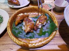 彝家烤猪蹄-云上千禾(水上店)